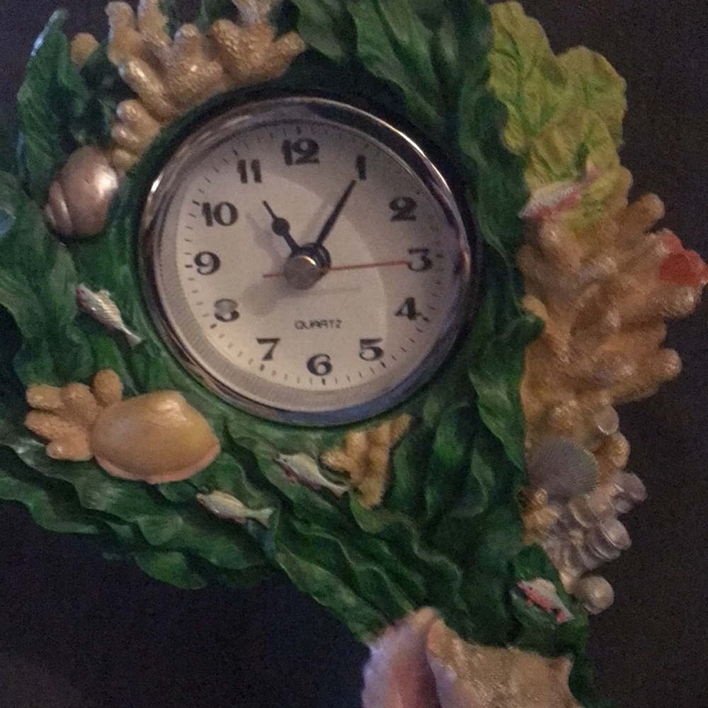 Clock - Picture 5 of 6